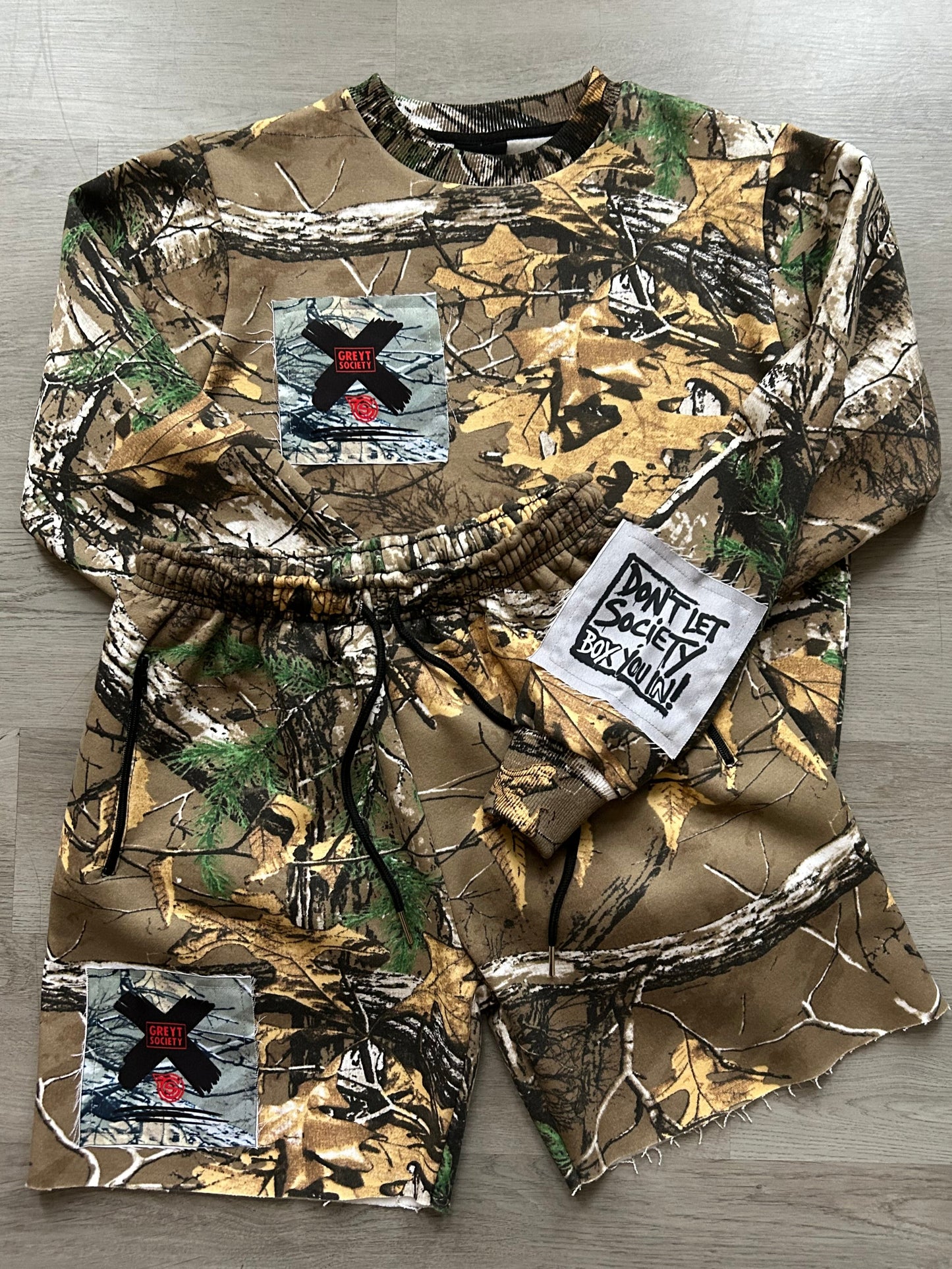 REAL TREE CAMO - DLSBYN1 CREW NTTT