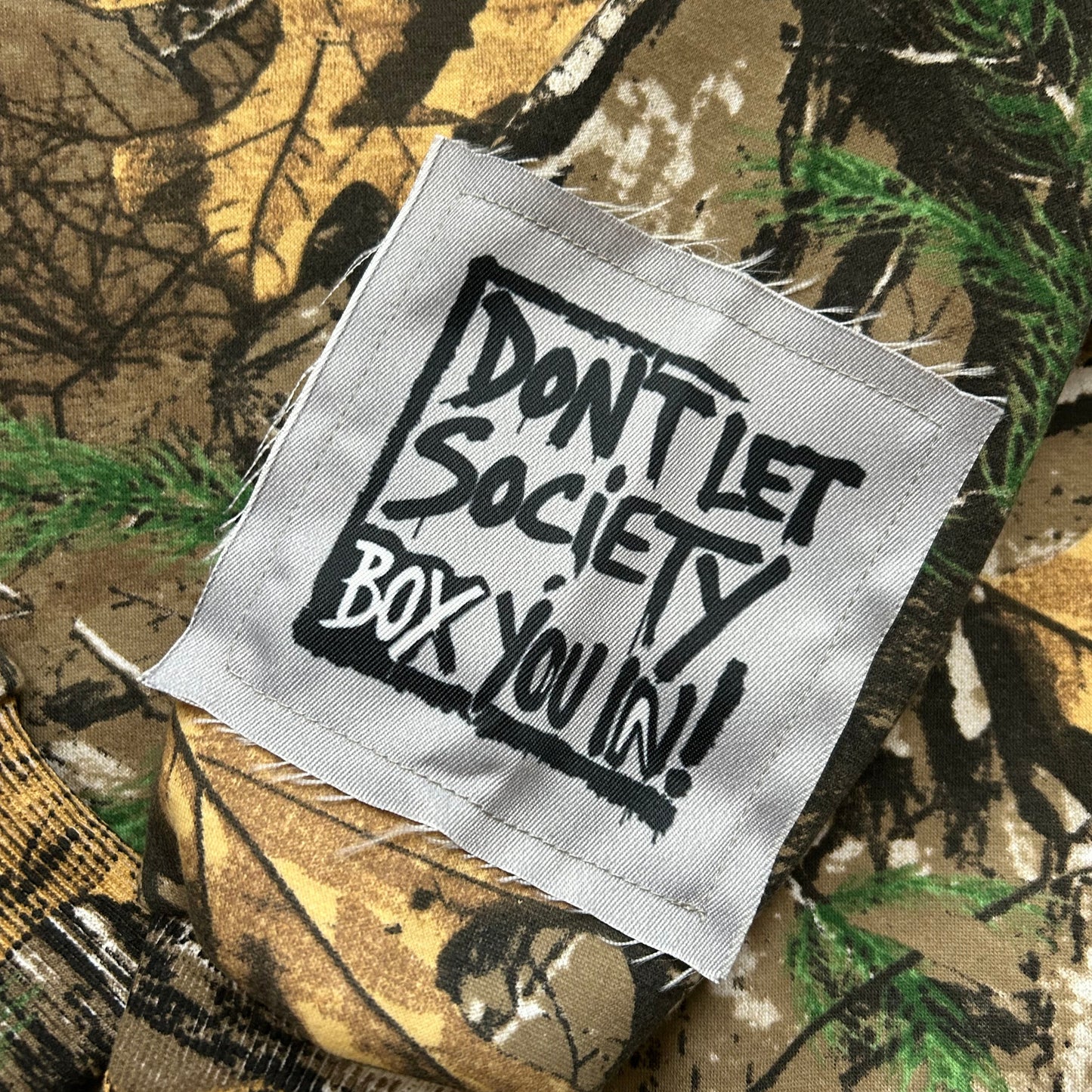 REAL TREE CAMO - DLSBYN1 CREW NTTT