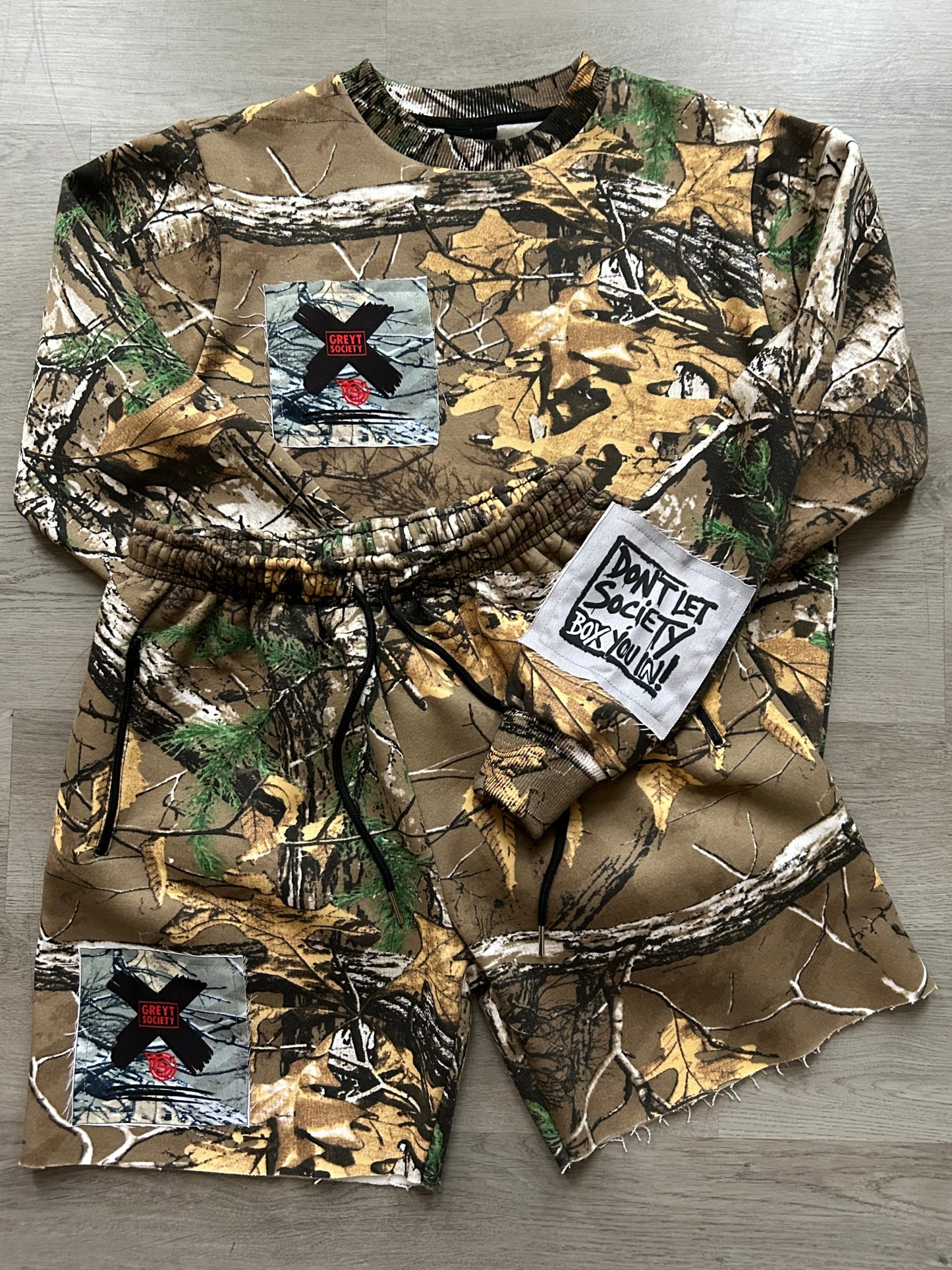 REAL TREE CAMO - DLSBYN1 SHORTS NTTT