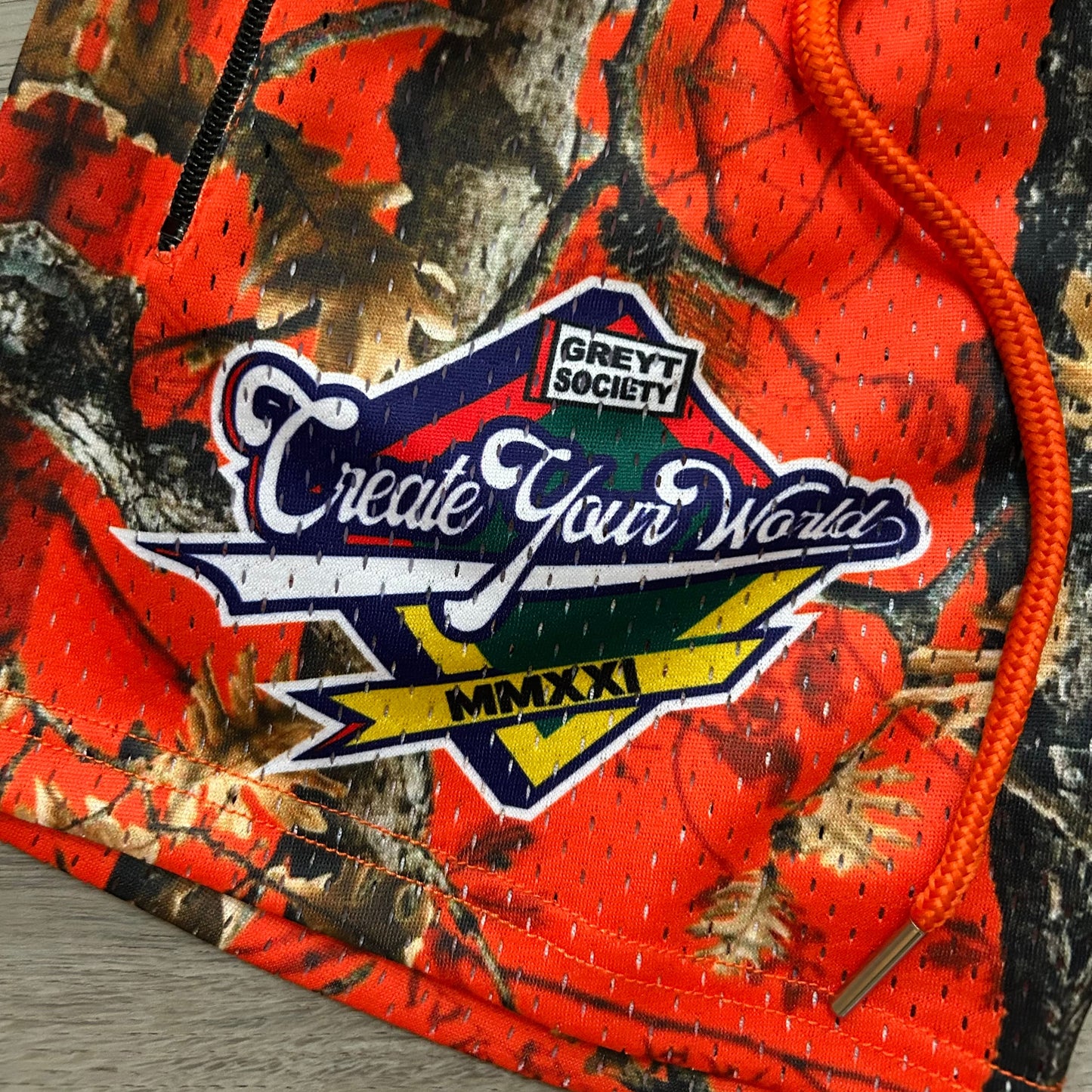 KIDS ORANGE REAL TREE CAMO SHORTS NTTT