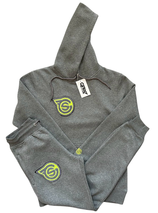 "GREYT GREY" 2 GS LOGO Jogger Set ZZTT
